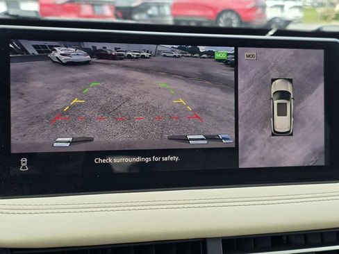 Used 2023 INFINITI QX60 Sensory w/ Vision Package AWD/4WD image 36