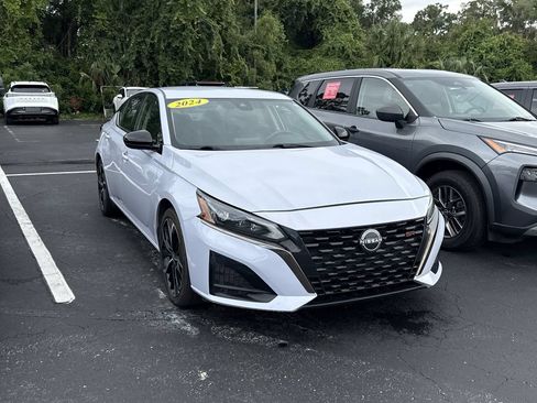Certified 2024 Nissan Altima 2.5 SR FWD image 1