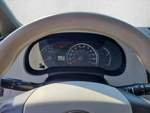 Used 2011 Toyota Sienna FWD image 11