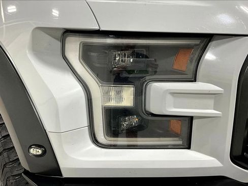 Used 2017 Ford F150 Raptor w/ Equipment Group 802A Luxury image 40