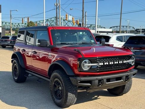 Used 2023 Ford Bronco Wildtrak AWD/4WD image 7