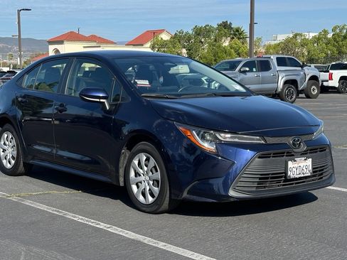 Used 2023 Toyota Corolla LE FWD image 3