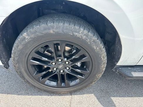 Certified 2024 Ford Expedition XLT AWD/4WD image 28