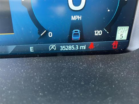 Used 2024 Ford F150 Lariat AWD/4WD image 2