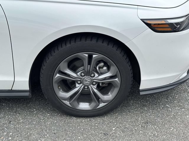 Used 2024 Honda Accord EX image 10