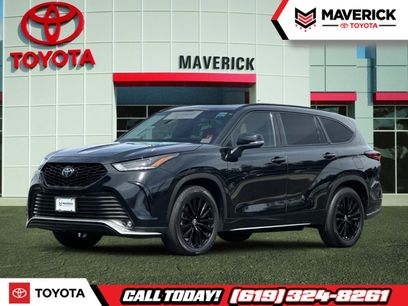 Used 2025 Toyota Highlander XSE