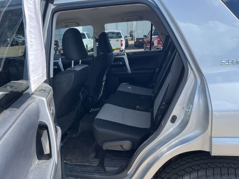 Used 2019 Toyota 4Runner SR5 AWD/4WD image 23