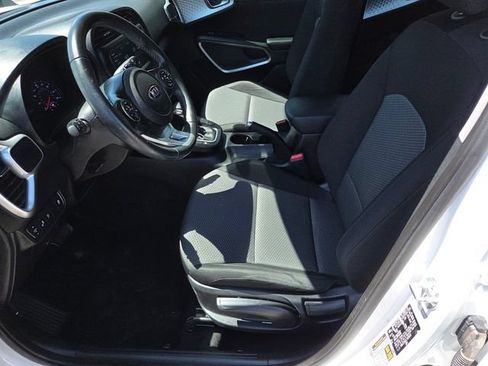 Used 2020 Kia Soul X-Line FWD image 10