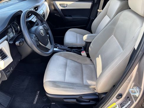 Used 2014 Toyota Corolla L image 17