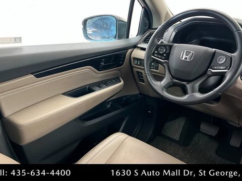 Used 2022 Honda Odyssey Touring image 11