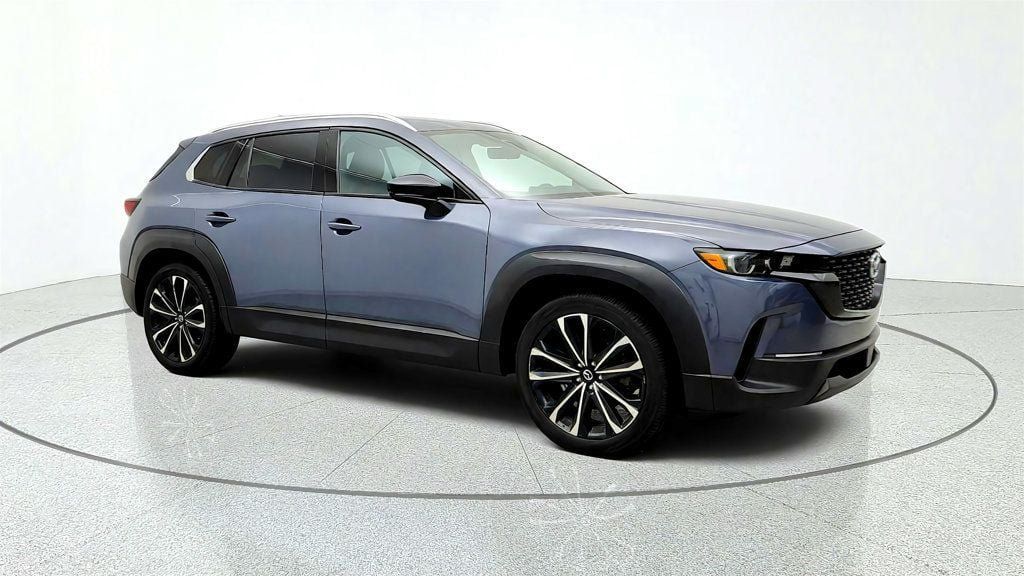 Used 2025 MAZDA CX-50 AWD 2.5 S w/ Premium Plus Pkg image 3