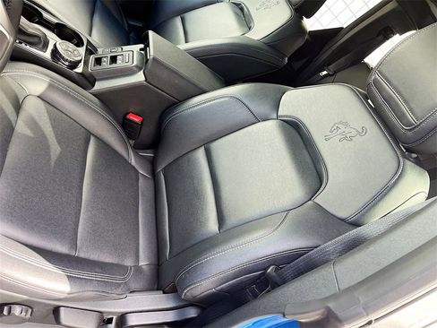 Used 2025 Ford Bronco Badlands image 19