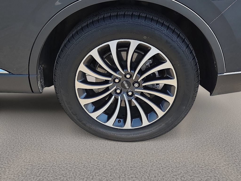Used 2023 Lincoln Aviator Reserve w/ Equipment Group 201A AWD/4WD image 8