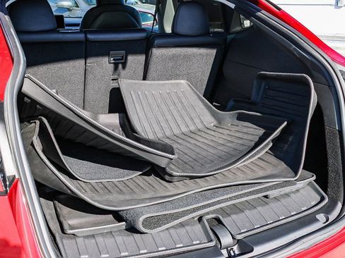 Used 2024 Tesla Model Y Long Range image 26