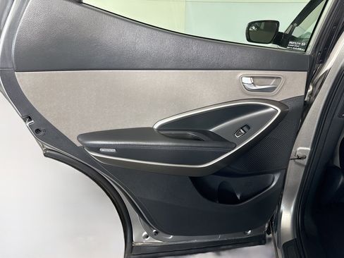 Used 2018 Hyundai Santa Fe Sport image 25