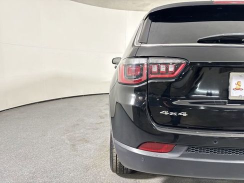 Used 2018 Jeep Compass Latitude w/ Popular Equipment Group image 30