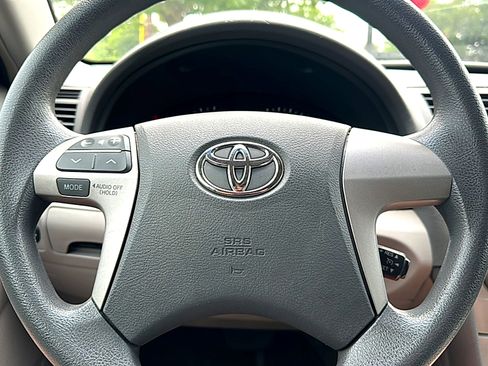 Used 2008 Toyota Camry LE FWD image 9