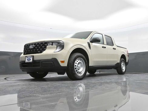 New 2025 Ford Maverick XL w/ Equipment Group 102A image 56