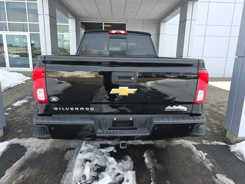 Used 2018 Chevrolet Silverado 1500 High Country image 3