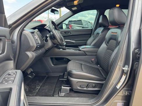 Used 2023 Nissan Pathfinder Rock Creek image 12