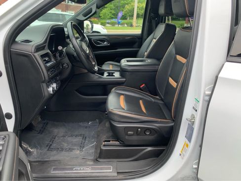 Used 2023 GMC Yukon AT4 w/ Max Trailering Package AWD/4WD image 12