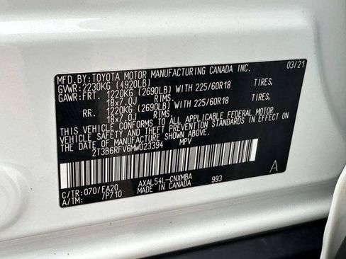 Used 2021 Toyota RAV4 XLE Premium AWD/4WD image 39