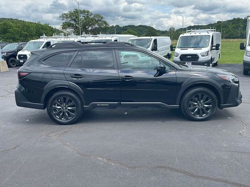Used 2024 Subaru Outback Onyx Edition XT AWD/4WD image 6