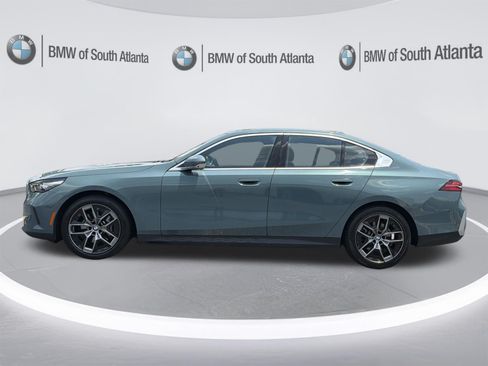 Used 2026 BMW 530i xDrive AWD/4WD image 22