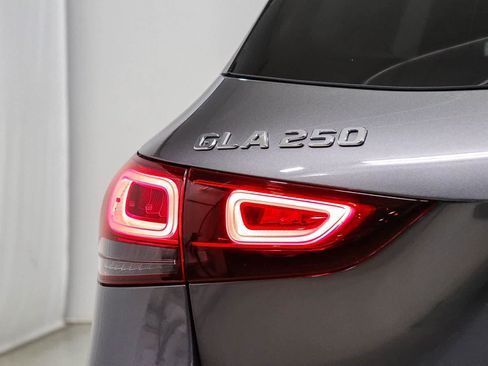 Certified 2023 Mercedes-Benz GLA 250 image 11