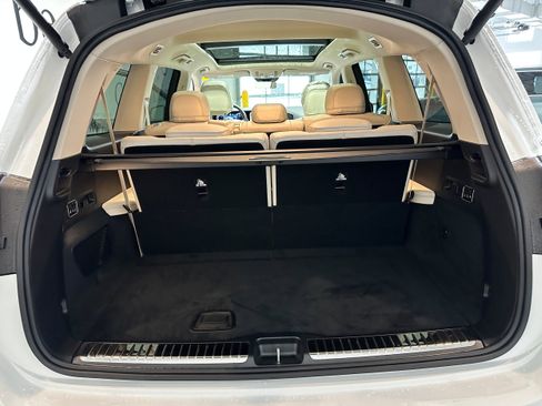New 2026 Mercedes-Benz GLS 450 4MATIC image 16