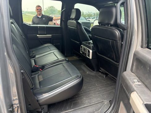 Used 2018 Ford F150 Lariat w/ Equipment Group 502A Luxury AWD/4WD image 16