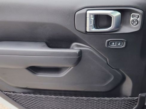 Used 2023 Jeep Gladiator Rubicon w/ Trailer Tow Package image 22