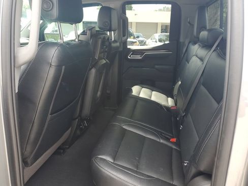 Certified 2024 GMC Sierra 1500 SLE w/ Preferred Package RWD image 11