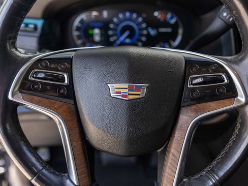 Used 2019 Cadillac Escalade Luxury AWD/4WD image 21