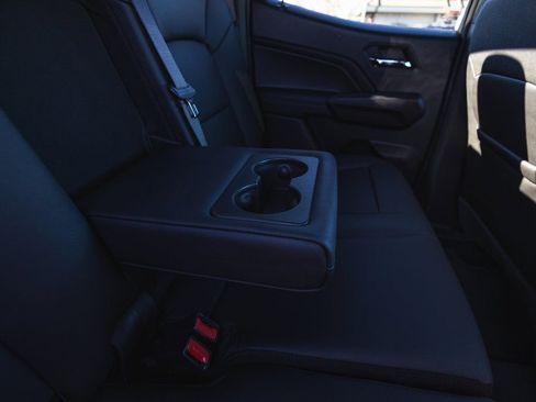 New 2025 Chevrolet Colorado LT w/ LT Convenience Package image 37