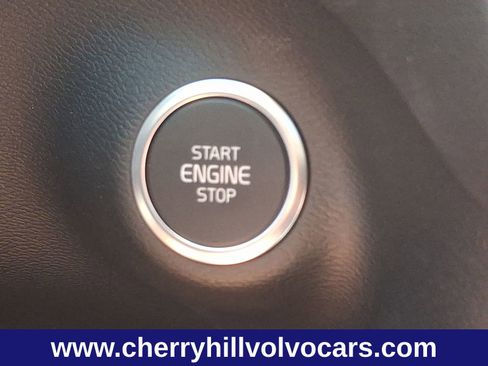 New 2026 Volvo XC40 B5 Plus w/ Protection Package Premier image 22