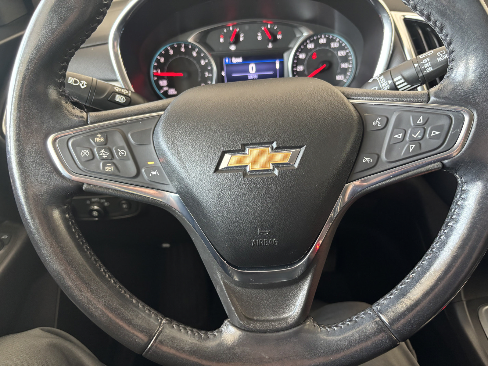 Used 2021 Chevrolet Equinox LT AWD/4WD image 18