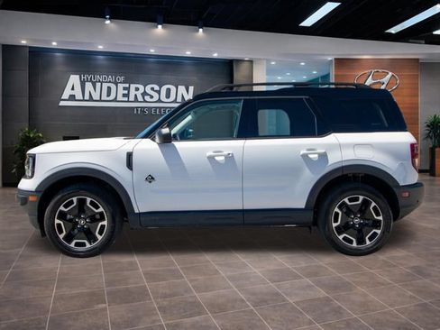 Used 2024 Ford Bronco Sport Outer Banks w/ Tech Package AWD/4WD image 5