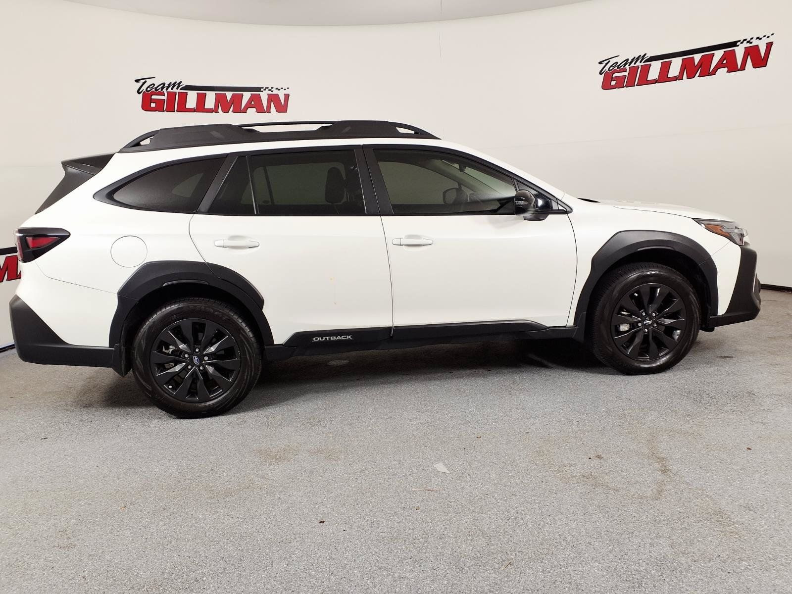 Used 2024 Subaru Outback Onyx Edition AWD/4WD image 2