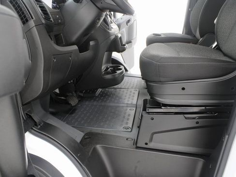 Used 2025 RAM ProMaster 2500 w/ Storage Group image 15