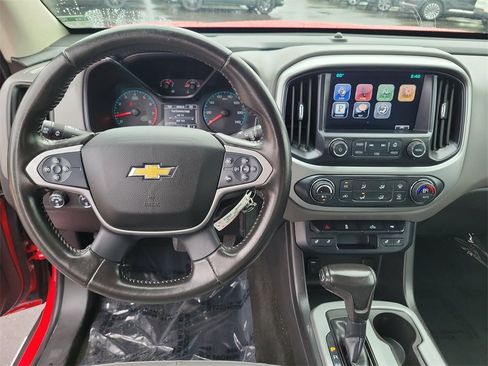 Used 2015 Chevrolet Colorado LT w/ Luxury Package image 4