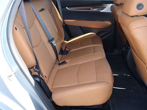 New 2025 Cadillac XT5 Premium Luxury image 17