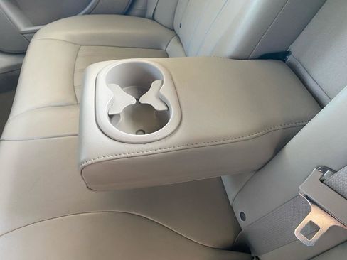 Used 2007 Chrysler 300 C RWD image 19