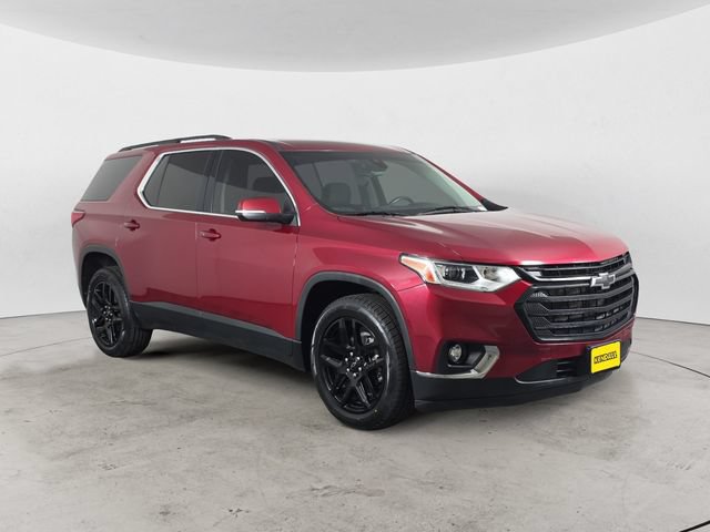 Used 2021 Chevrolet Traverse LT w/ LPO, Black Accent Package AWD/4WD image 3