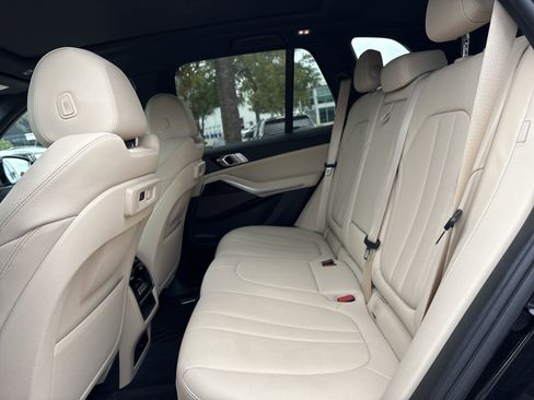 Used 2019 BMW X5 xDrive40i image 31