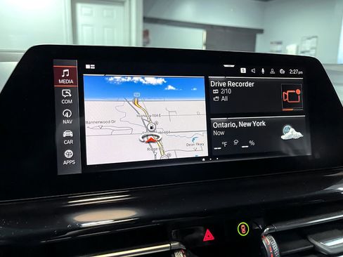 Used 2022 BMW 840i Convertible w/ Driving Assistance Package image 29