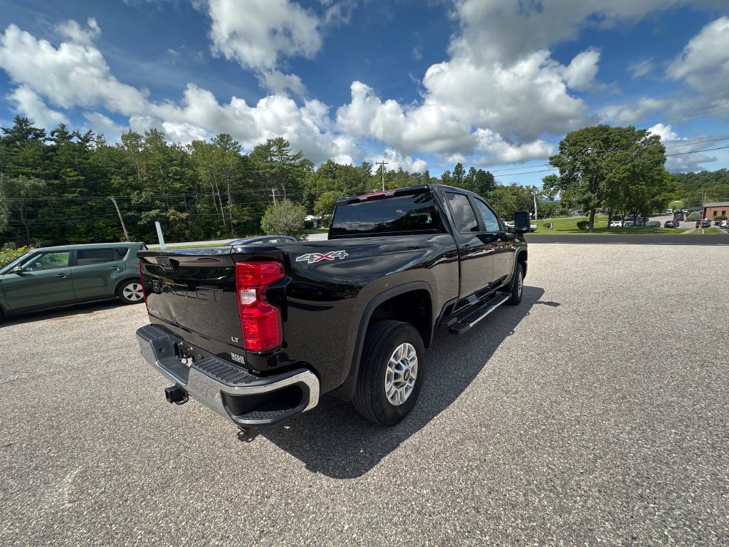 Used 2025 Chevrolet Silverado 2500 LT w/ Convenience Package AWD/4WD image 5