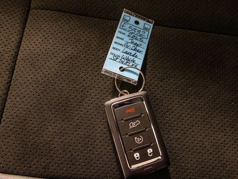 New 2025 Jeep Grand Cherokee Laredo image 42