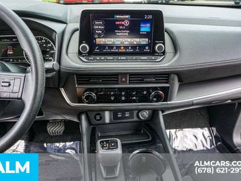 Used 2025 Nissan Rogue S FWD image 38