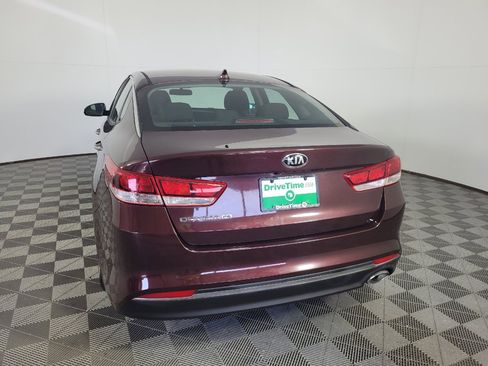 Used 2017 Kia Optima LX FWD image 6